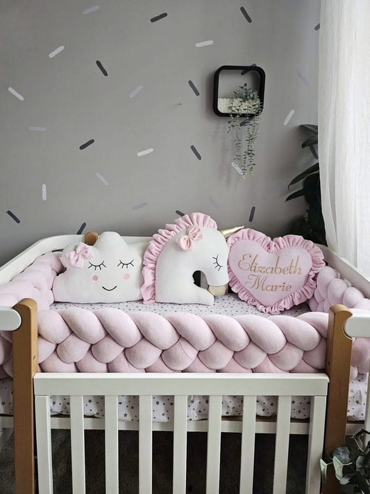 Exklusiv crib bumper set light pink. KARI studio