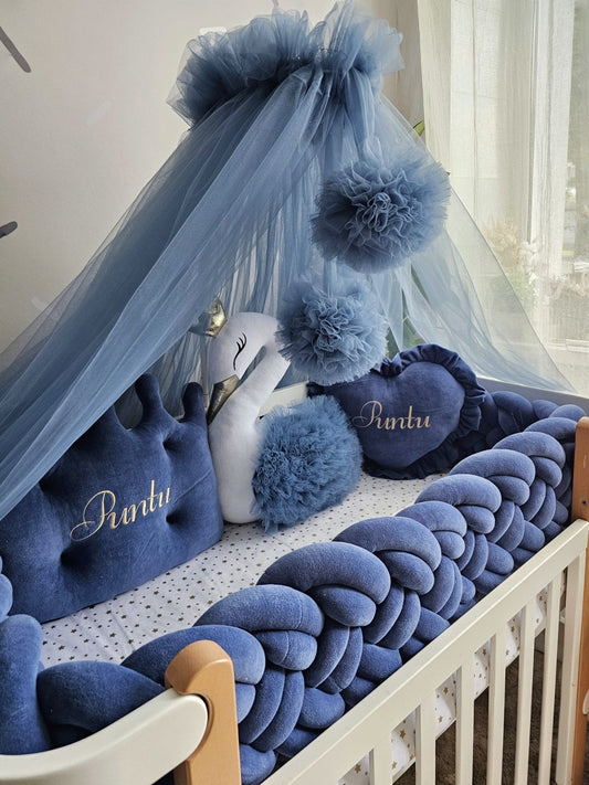 convertible crib nursery
