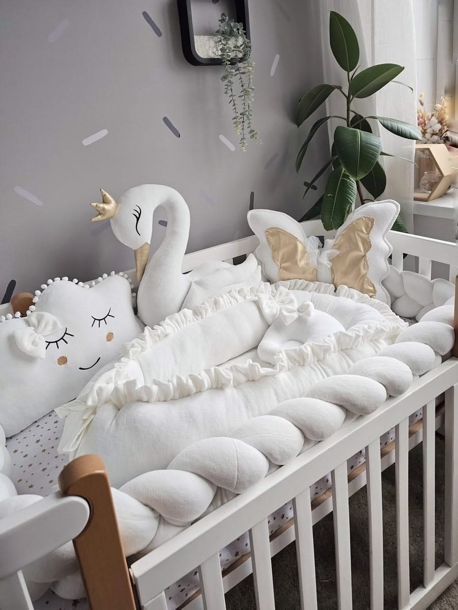 Personalized baby bedding set white - KariStudio