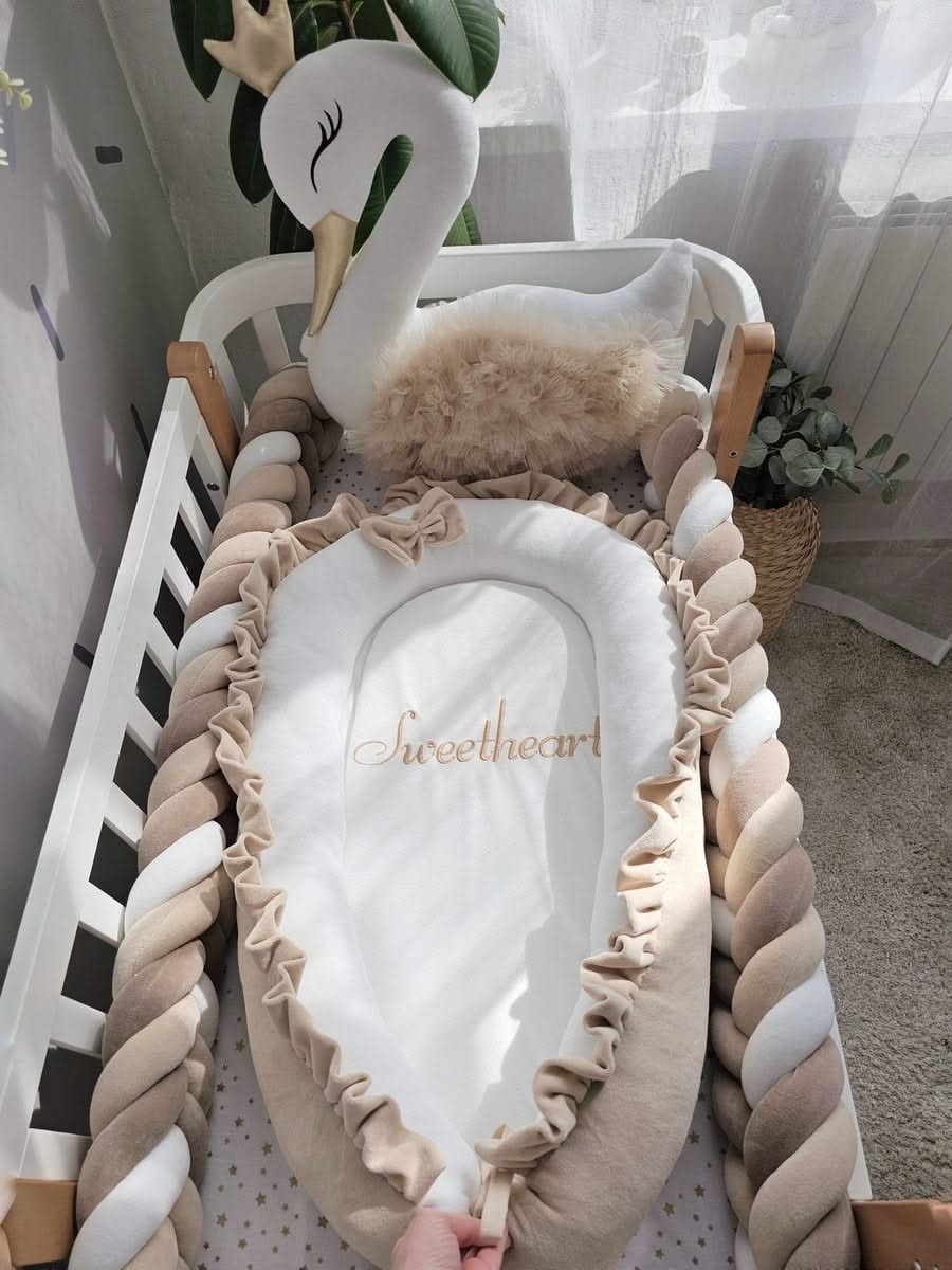 Safe baby bedding crib set with braided crib bumper. KARI studio