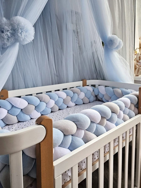 Double braided crib bumper for boy. KARI studio