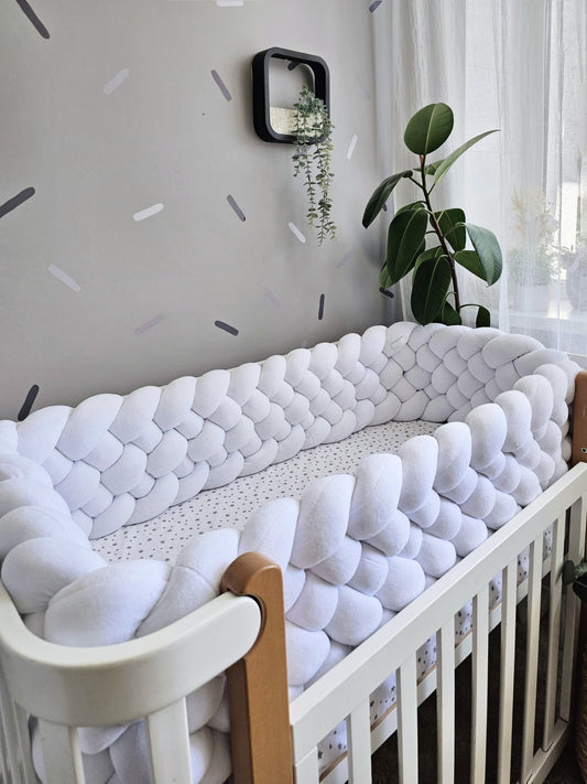 Triple white braided crib bumper 30 cm