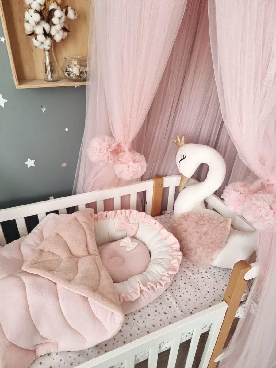 Personalized baby bedding set for girl blush, light pink - KariStudio