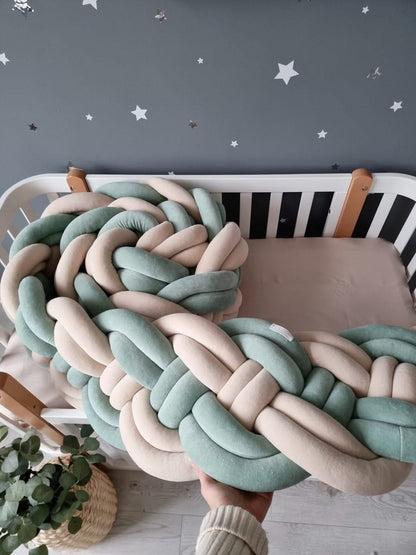 Braided crib bumper. KARI studio
