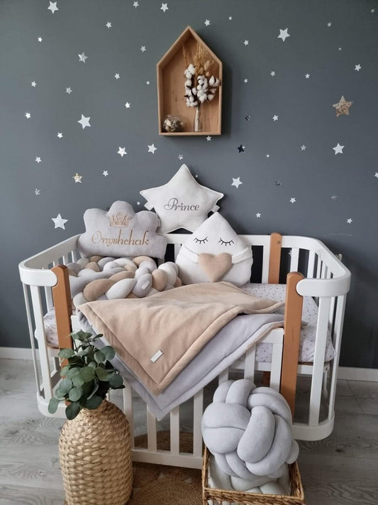 Personalized baby bedding set beige gray - KariStudio