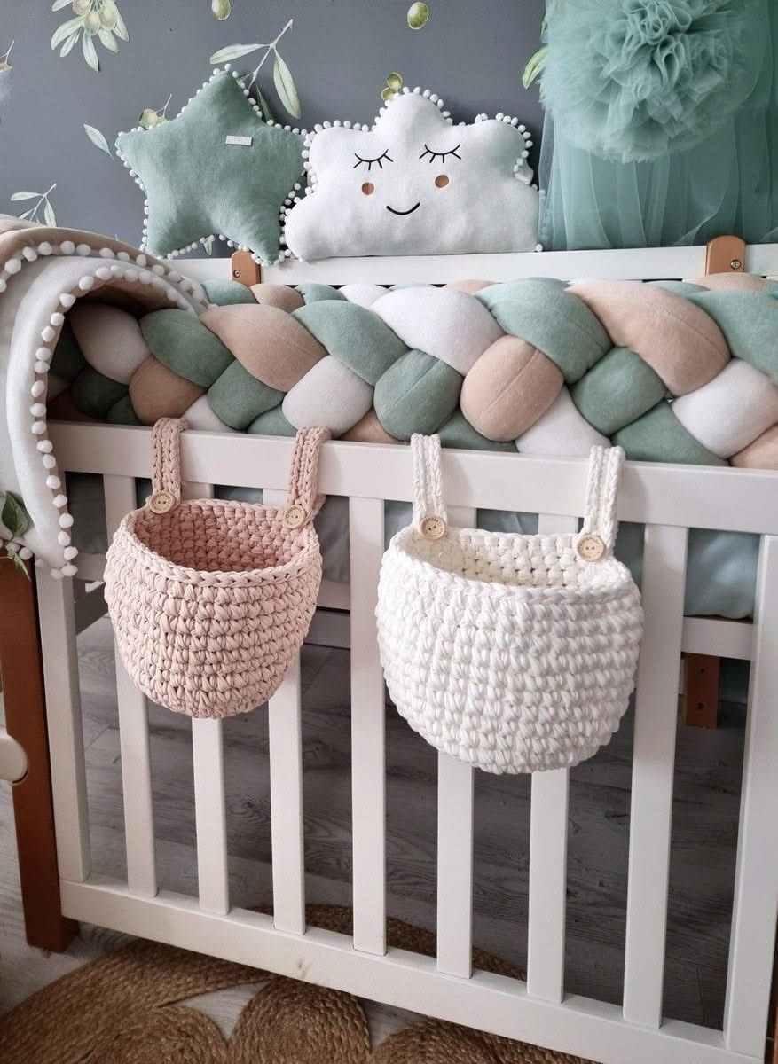Personalized baby bedding set pistachio and beige - KariStudio