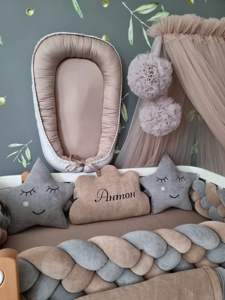 Personalized cot bumper set gray cappuccino for boys - KariStudio