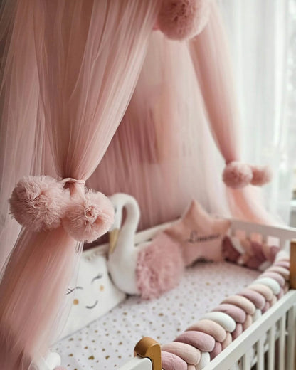 Personalized baby bedding set light blush - KariStudio