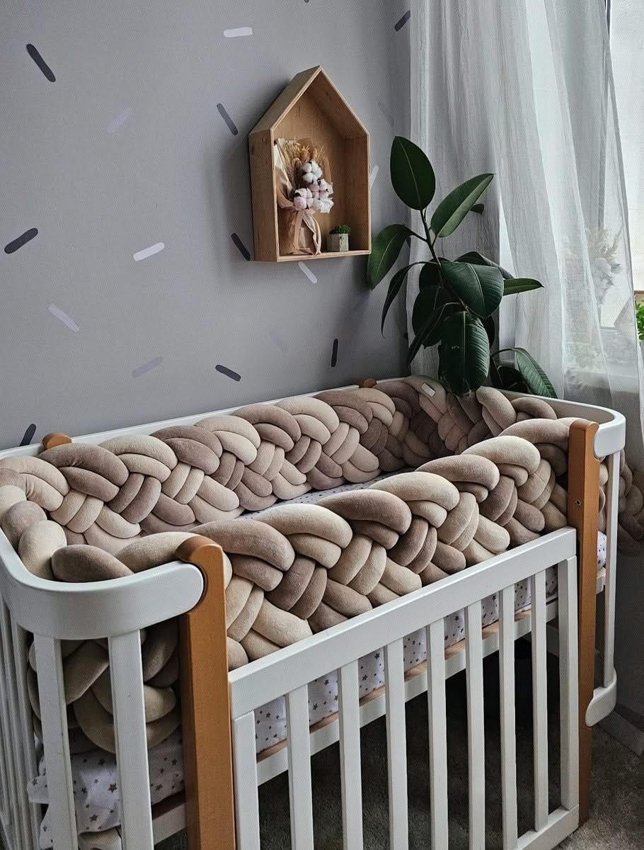 Braided crib bumper. KARI studio