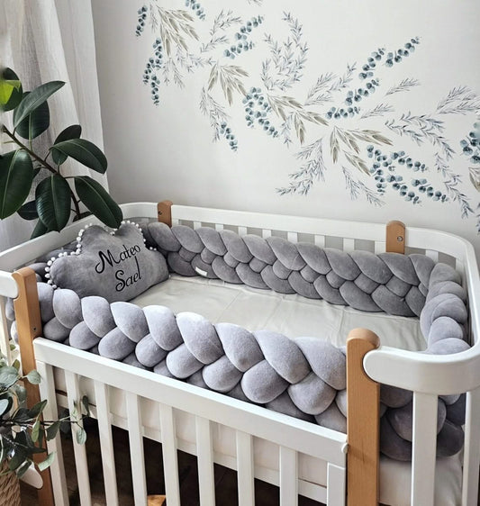 Personalized crib bumper set gray - KariStudio