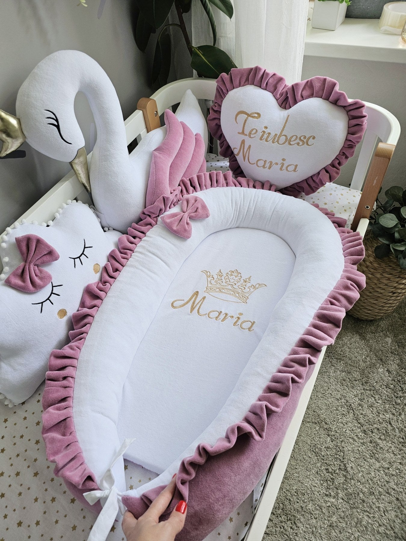 Baby nest with name. KARI studio