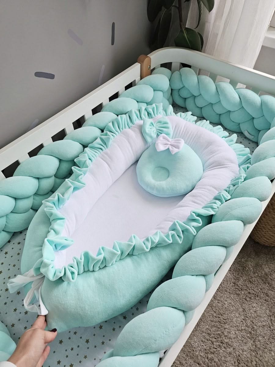 Double braided crib bumper mint. KARI studio