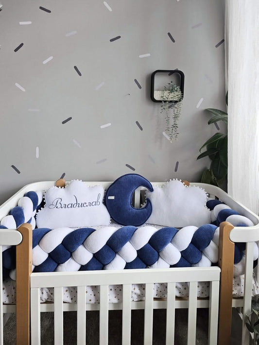 Baby bedding crib bumper set indigo. KARI studio
