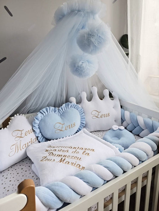 Blue baby crib bedding set for boy. KARI studio
