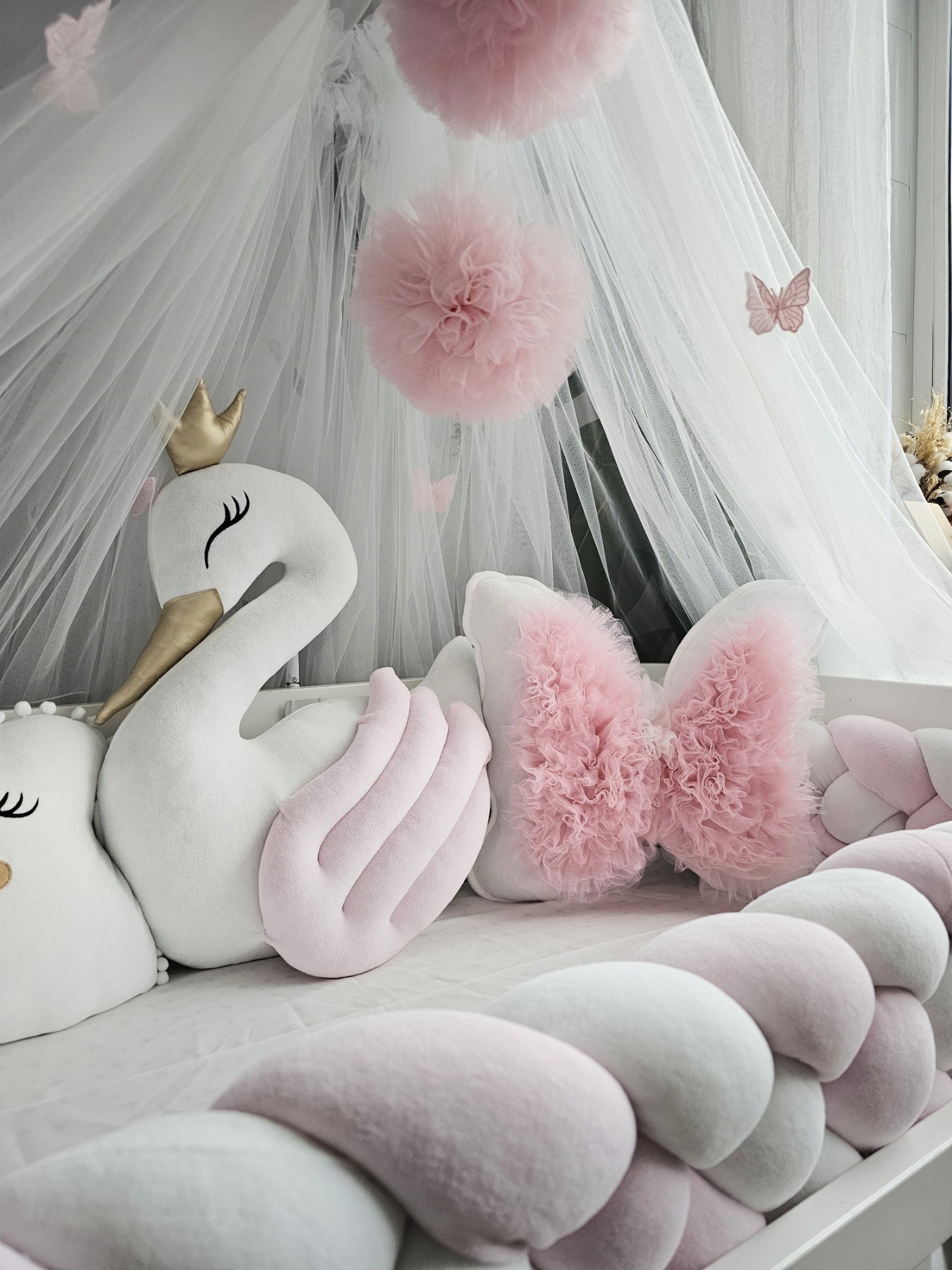 Baby girl crib bedding set light pink. KARI studio