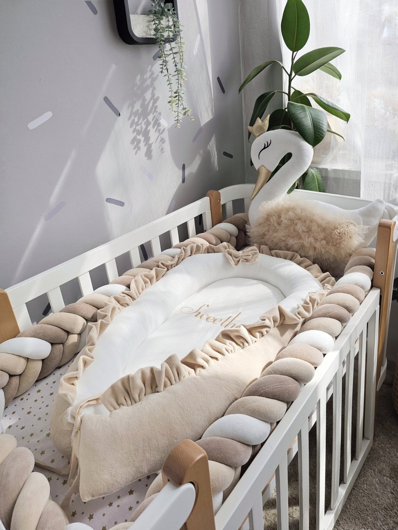 Gender neutral baby crib bedding set. KARI studio