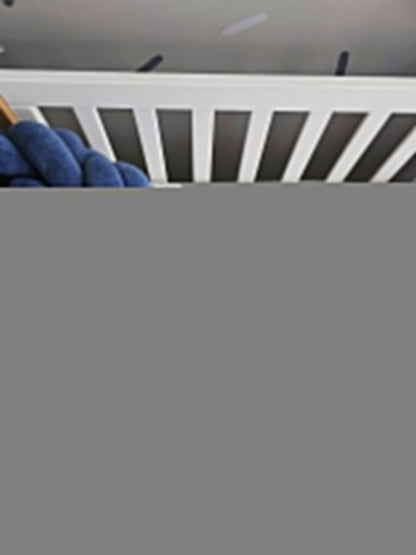 Navy blue crib bumper set for boy. Kari sudio